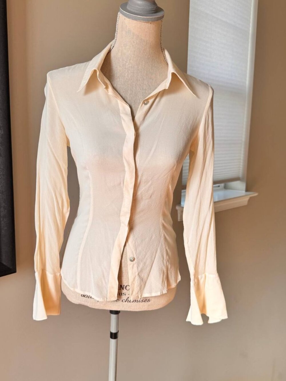 BEBE Vintage Stretchy Fitted Silk Blend Cream Button Down Shirt - Size Medium